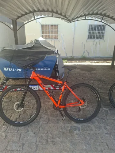 Vendo 2 bicicletas.