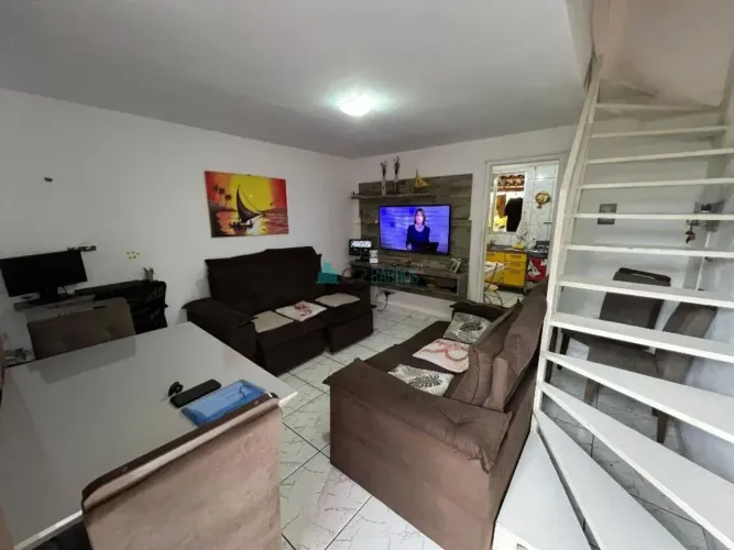 CASA COM 2 QUARTOS EM CAMPO GRANDE