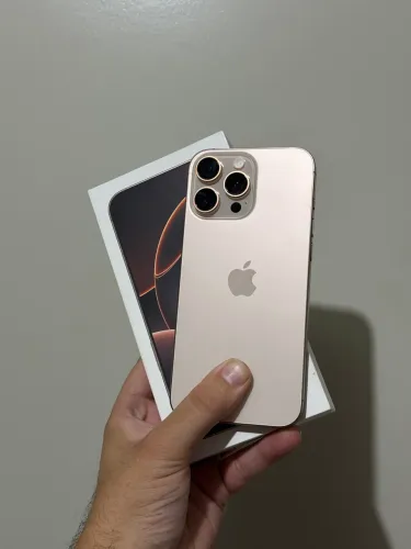 iPhone 16 pro Max Desert 256 GB todo original