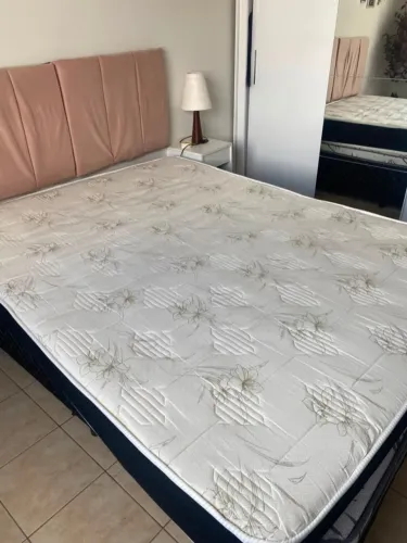 Vendo cama conjugada e colchão de mola 