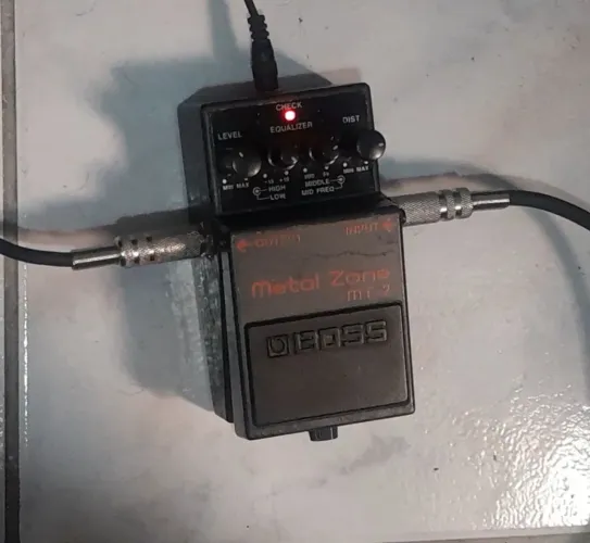 PEDAL BOSS METAL ZONE MT II "TROCO ".