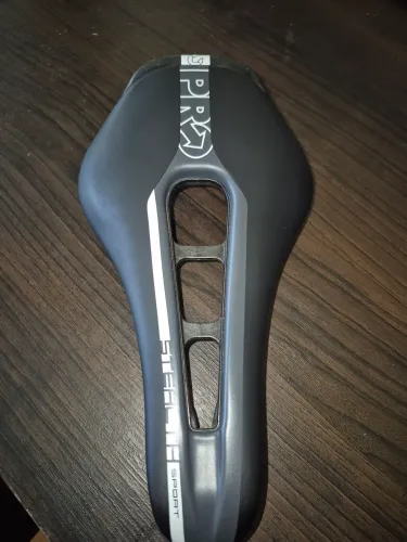 Selim Shimano Pro Stealth AeroPeak - Performance e Conforto com Envio Imediato<br> <br>