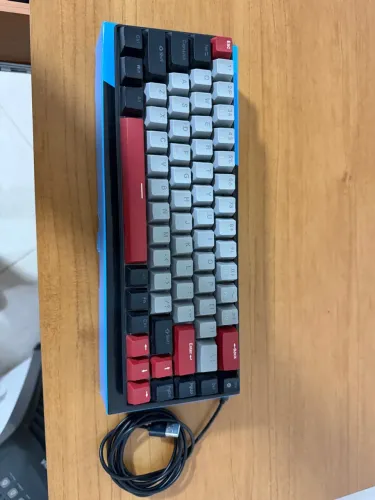 Teclado mecânico 60% MAGEGEE