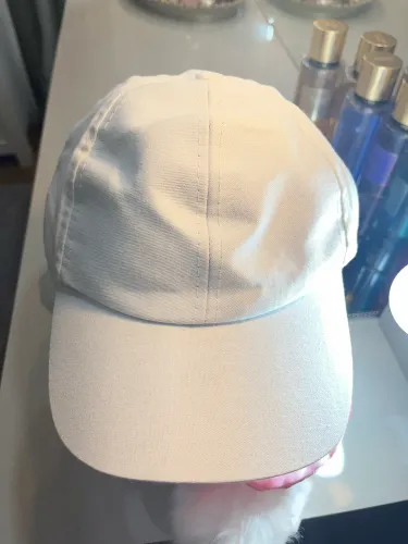 Boné branco comum