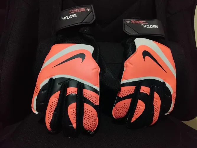 Luva de goleiro infantil