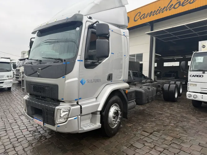 Volvo 270 automático
