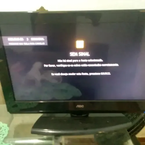 Vende-se uma linda tv AOC 26 polegadas por apenas 300,00, contato *