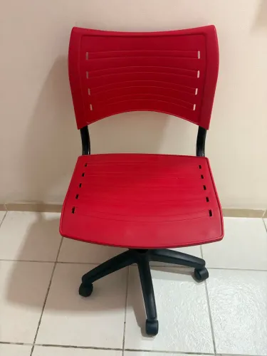 CADEIRA GIRATÓRIA