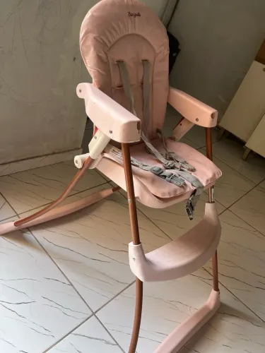 Cadeira de alimentação Infantil menina