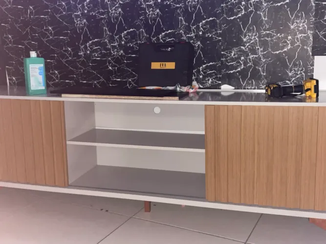Vendo ou troco rack ripado embaixador móveis