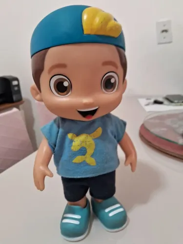 Boneco Lucas Neto