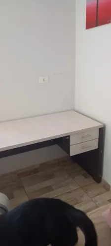 Escrivaninha em ótimo estado