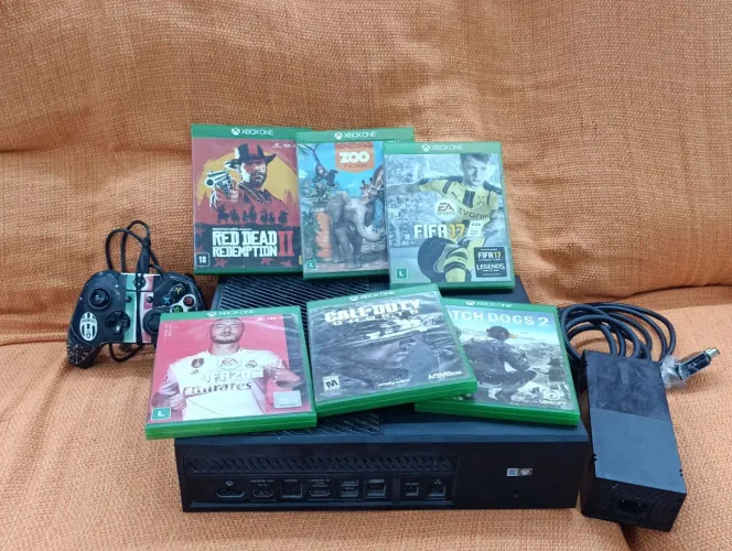 Vendo Xbox one 1T