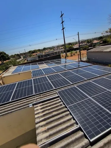 Limpeza de placa solar