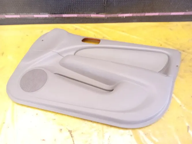 Forro Porta Dianteira Direita Corolla 1999 2000 2001 - Leia
