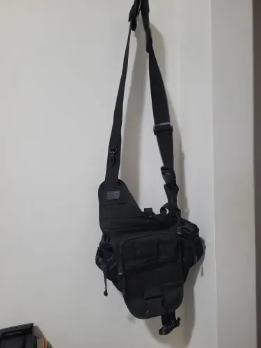 BOLSA DE OMBRO URBAN 10L INVICTUS - PRETA