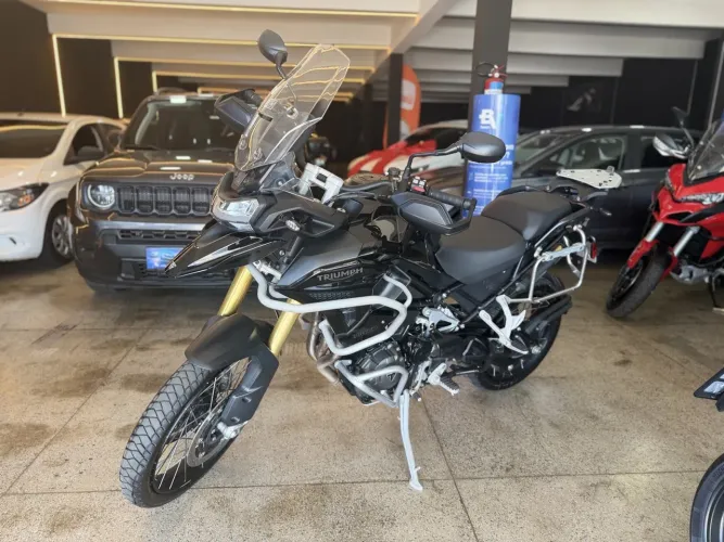 Triumph Tiger 1200 black edition 2024