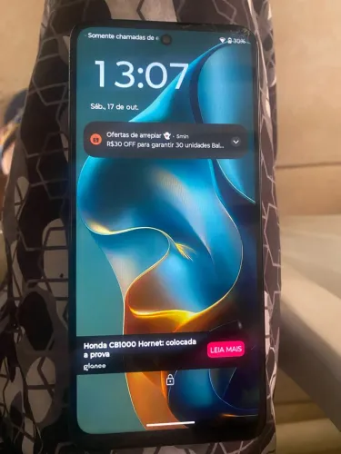 Moto g05 com caixa e acessórios