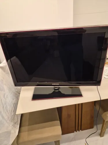 Vendo TV samsung 32 no é smart