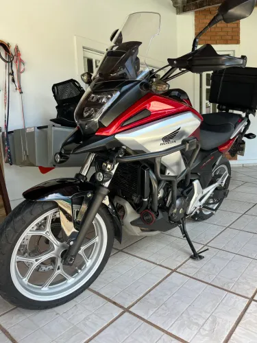 HONDA NC 750x 2018 EXTRA c/ 36000km