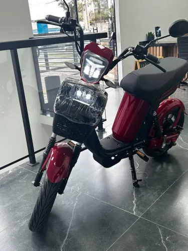 SCOOTER ELETRICA-MOTO COMPLETA