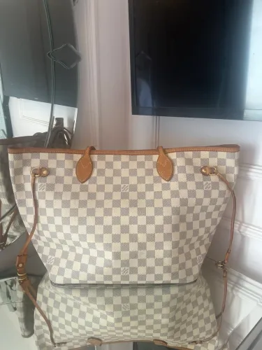 Bolsa neverfull Louis Vuitton 