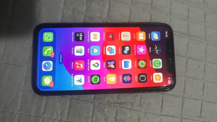 iPhone 11 128 GB única dona, nunca caiu novíssimo