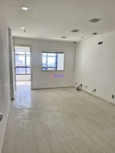 Sala Comercial 14m² no Centro de Niterói