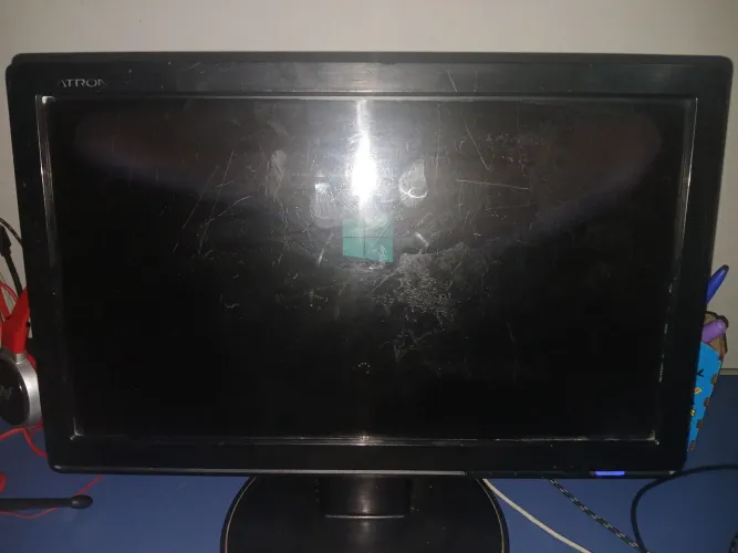 Monitor LG com mancha