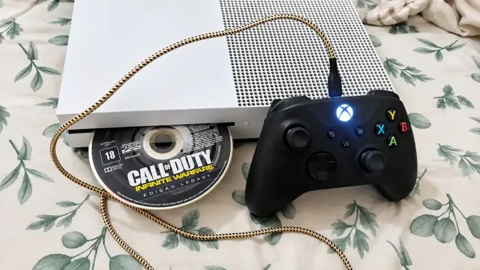 Xbox one S com 500 Gb e um controle