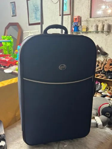Mala de viagem grande $80,00 segue zap *