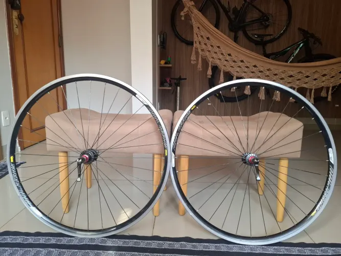 Rodas Bike Road 700 V-Brake Completa