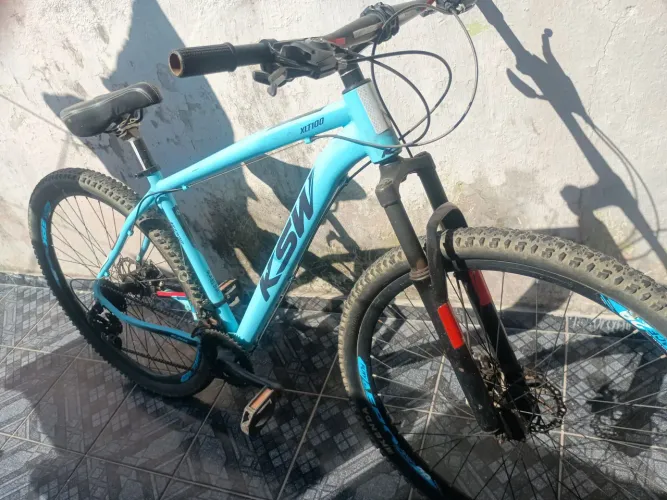 Vende.se uma bicicleta aro 29 está em um bom estado. Valor 500 reais
