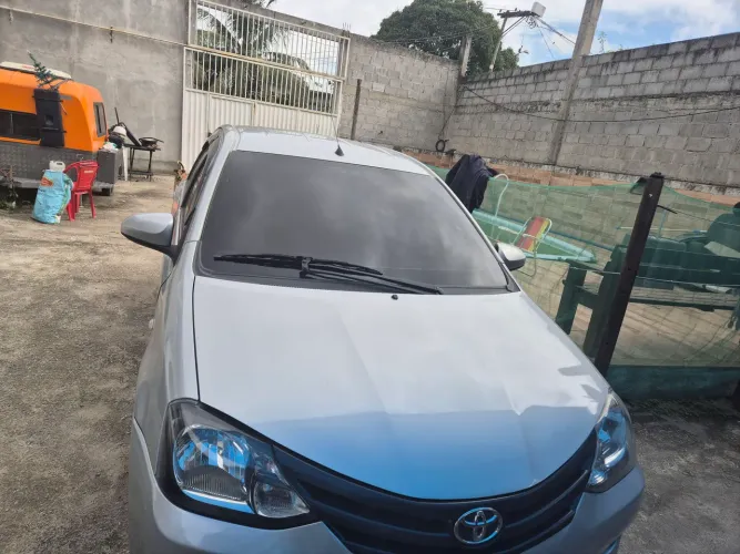 Toyota Etios XLS 1.5 Flex 16V 5P Mec. 2014