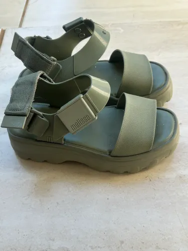 melissa kick off sandal verde 34