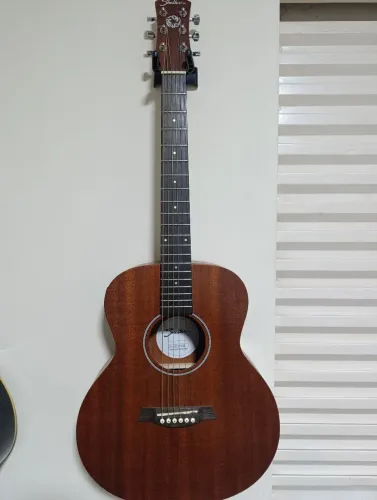 Violão Shelter Baby