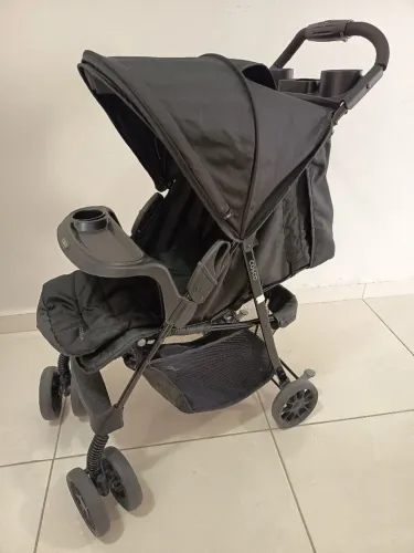 Vendo carrinho de bebê Cosco Griffy