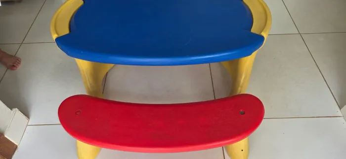 Mesa Infantil Desmontável Bandeirante Amarelo Plástico