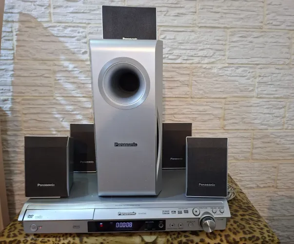 Home Teather Panasonic 5.1 canais modelo SA-HT 340