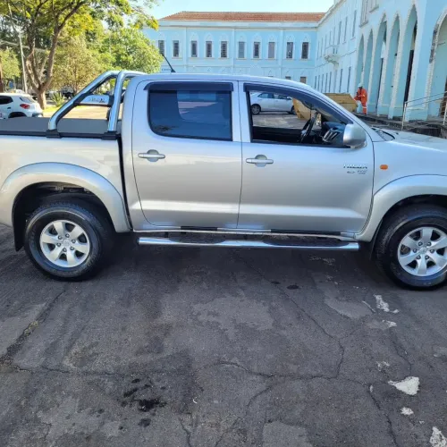 Toyota Hilux CD SR 4X2 2.7 16v/2.7 Flex Aut. 2013