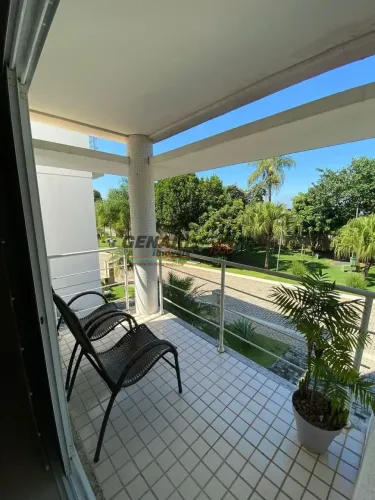 Casa com 3 quartos e amplo quintal gramado à venda no Condomínio Palm Tree , Indaiatuba SP