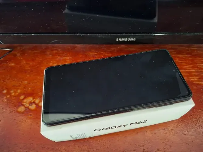 Samsung m62