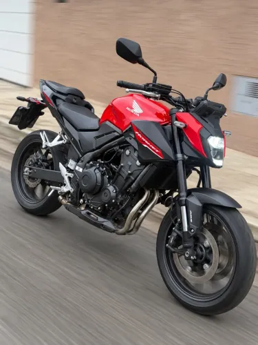Honda Hornet 500 2026 ? Apenas 3.XXX km ? Impecável