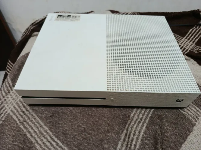 Xbox one (problema na placa mãe) o resto tá funcionando 