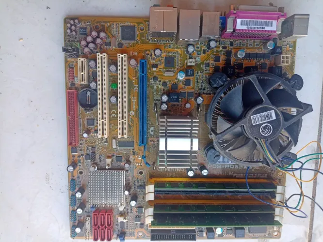 Kit placa mãe lga775 ddr2 e core 2 duo 8400