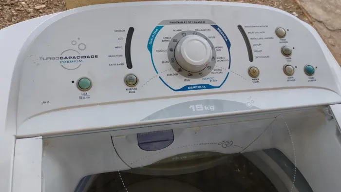 Vendo essa máquina de lavar 15 kilos bojo em inox super comservada