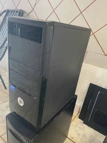 Vendo gabinete de computador