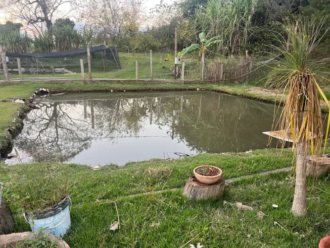 Oportunidade !!! Terreno com chalé e tanque de peixe condomínio Itaúna