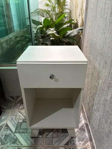 Mesa de cabeceira