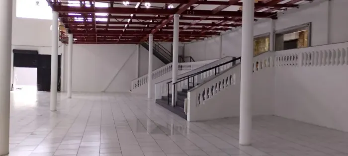 GALPÃO COMERCIAL DE ALTO PADRÃO PARA LOCAÇÃO VILA ZELINA Disponibilizamos para locação um